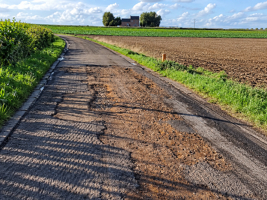 Melding over ontbrekende verkeerssignalisatie op deel van Lauwstraat
